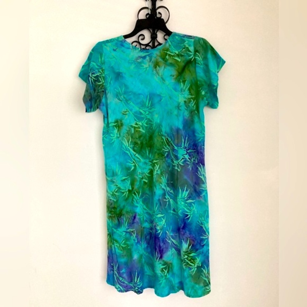 BRAND NEW Summer DRESS in Medium